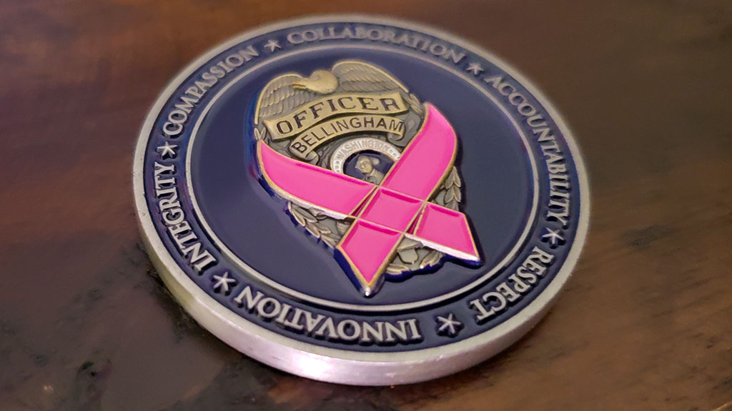 breast cancer awareness coin front