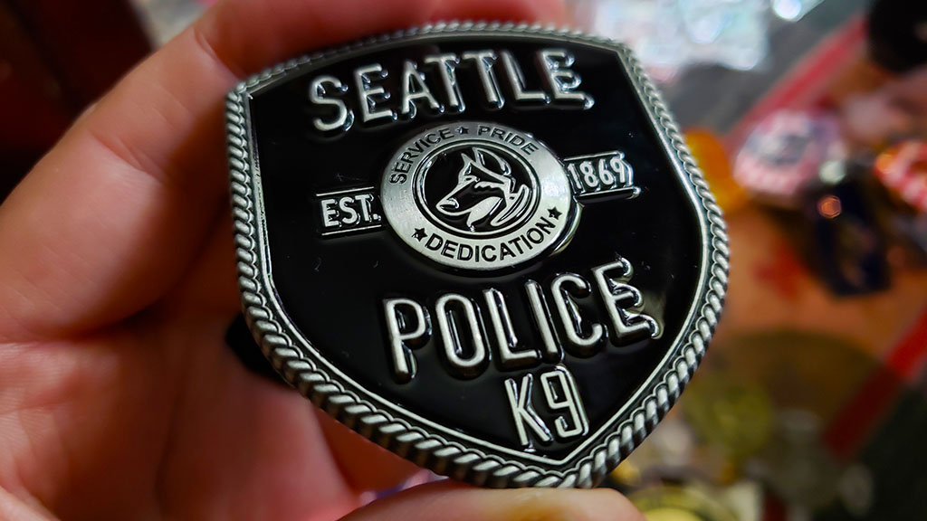seattle police k9 coin back